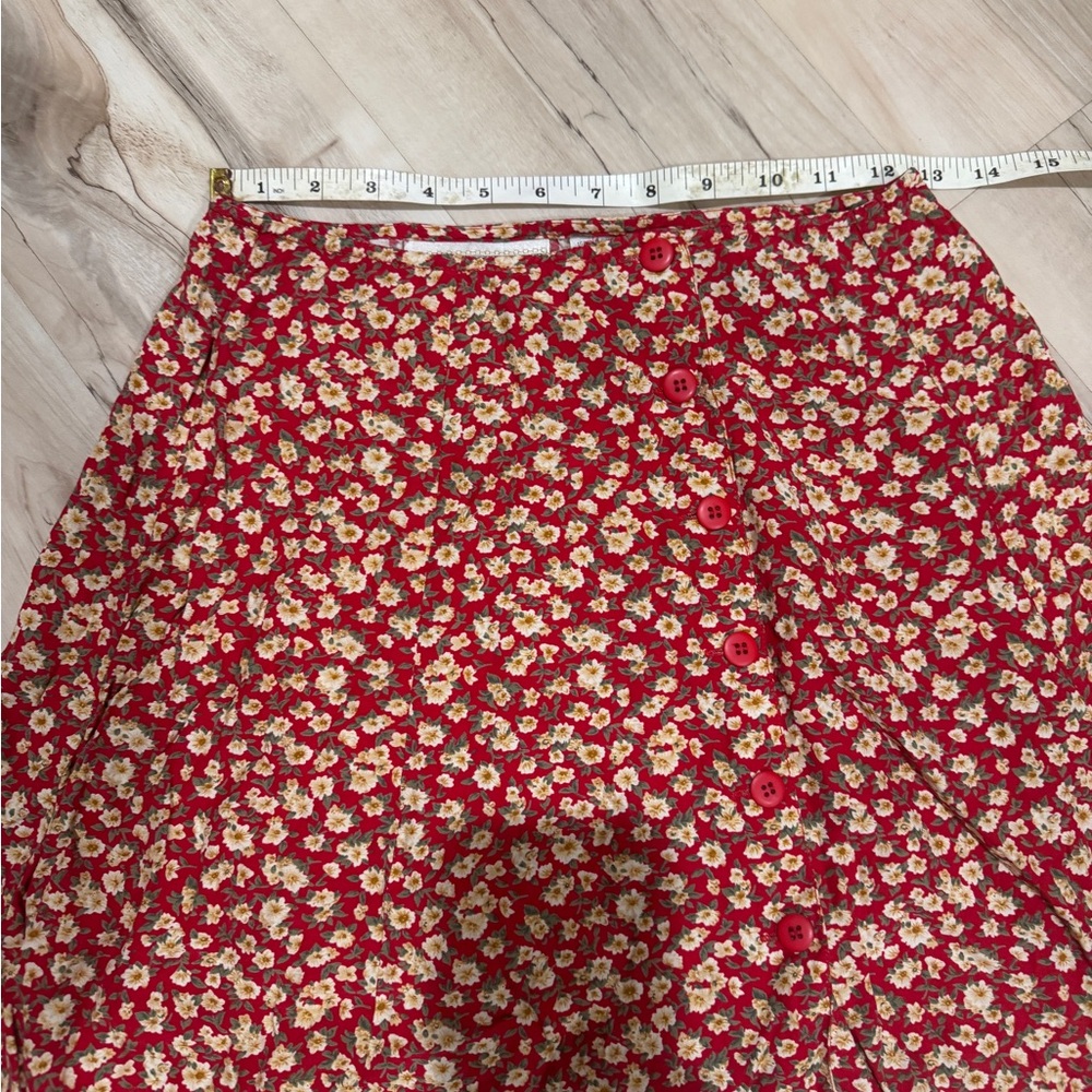Express Vintage 90s Red and Cream Floral Button up Mini Skirt Size 7/8 - Picture 4 of 4
